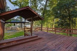1004 Fieldstone Road  photo 4