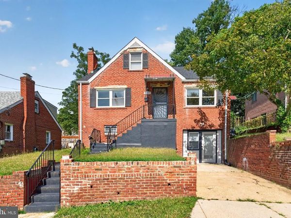 1807 NOVA AVENUE, CAPITOL HEIGHTS, MD 20743