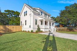 1104 Gunn Avenue photo 4