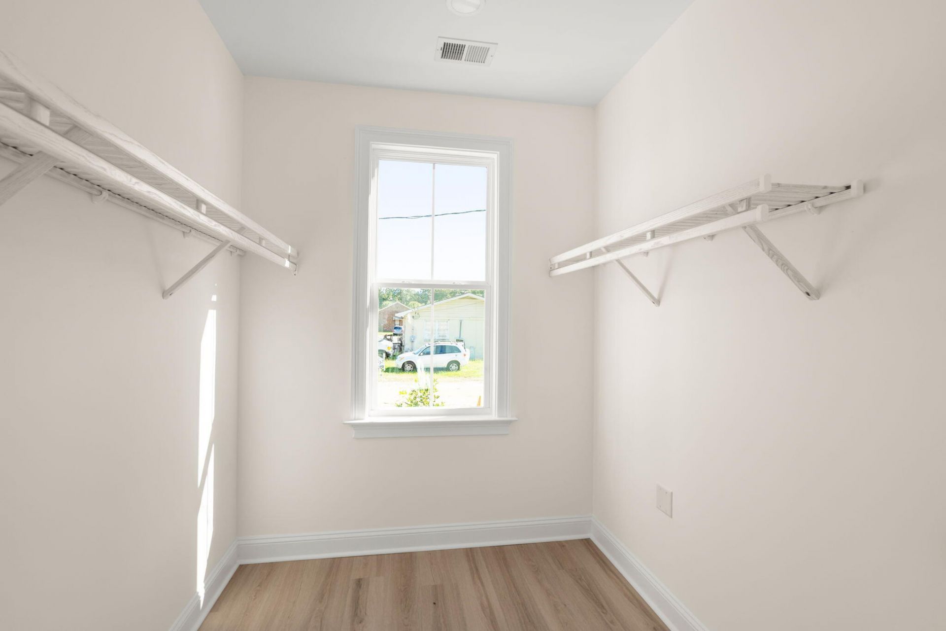 1104 Gunn Avenue Photo 20