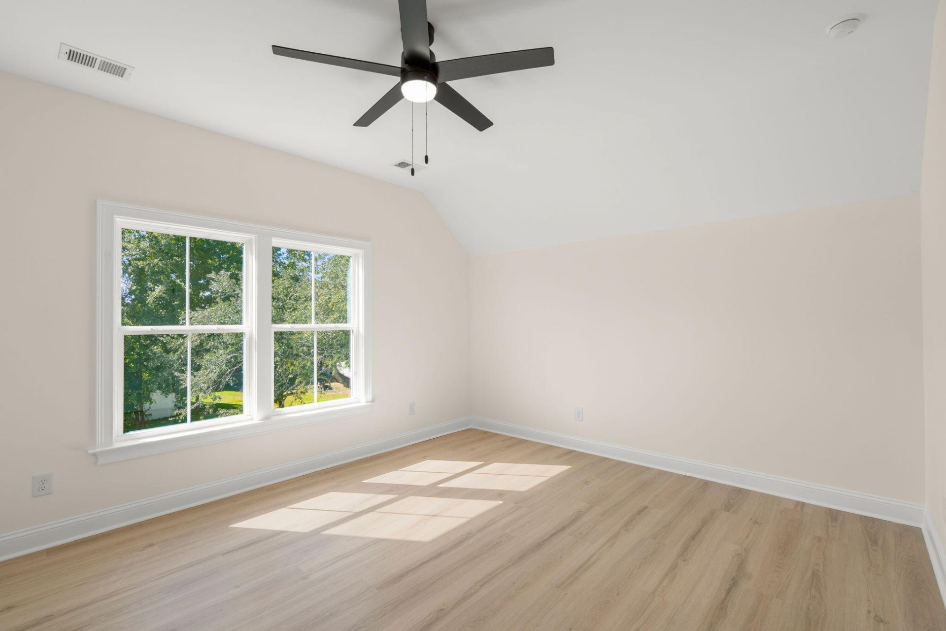 1104 Gunn Avenue Photo 25