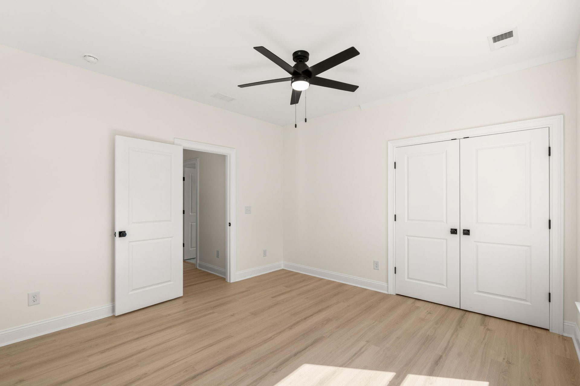 1104 Gunn Avenue Photo 26