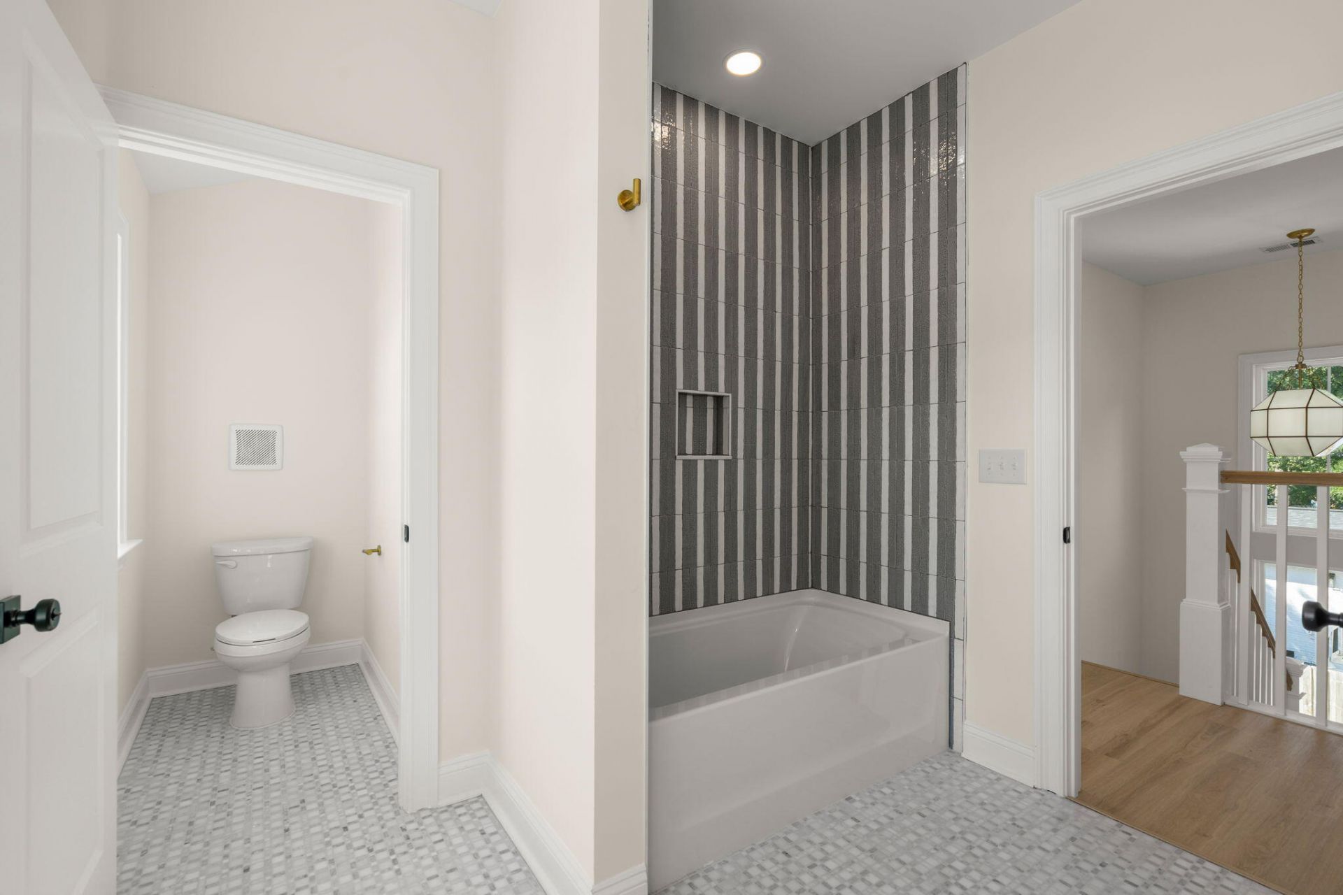 1104 Gunn Avenue Photo 30