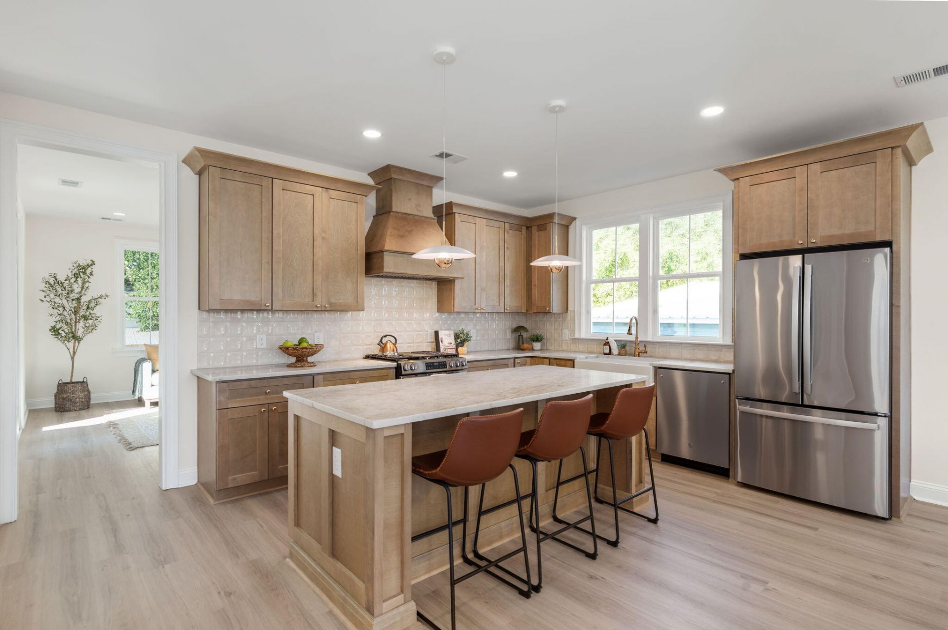1104 Gunn Avenue Photo 7