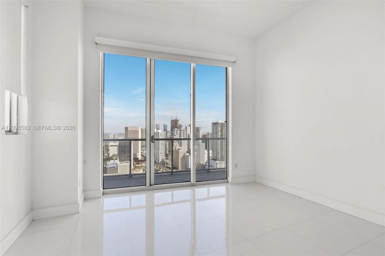185 SW 7th St , Unit 4401, Miami, FL 33130 Photo