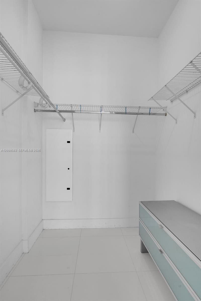 185 SW 7th St , Unit 4401, Miami, FL 33130 Photo