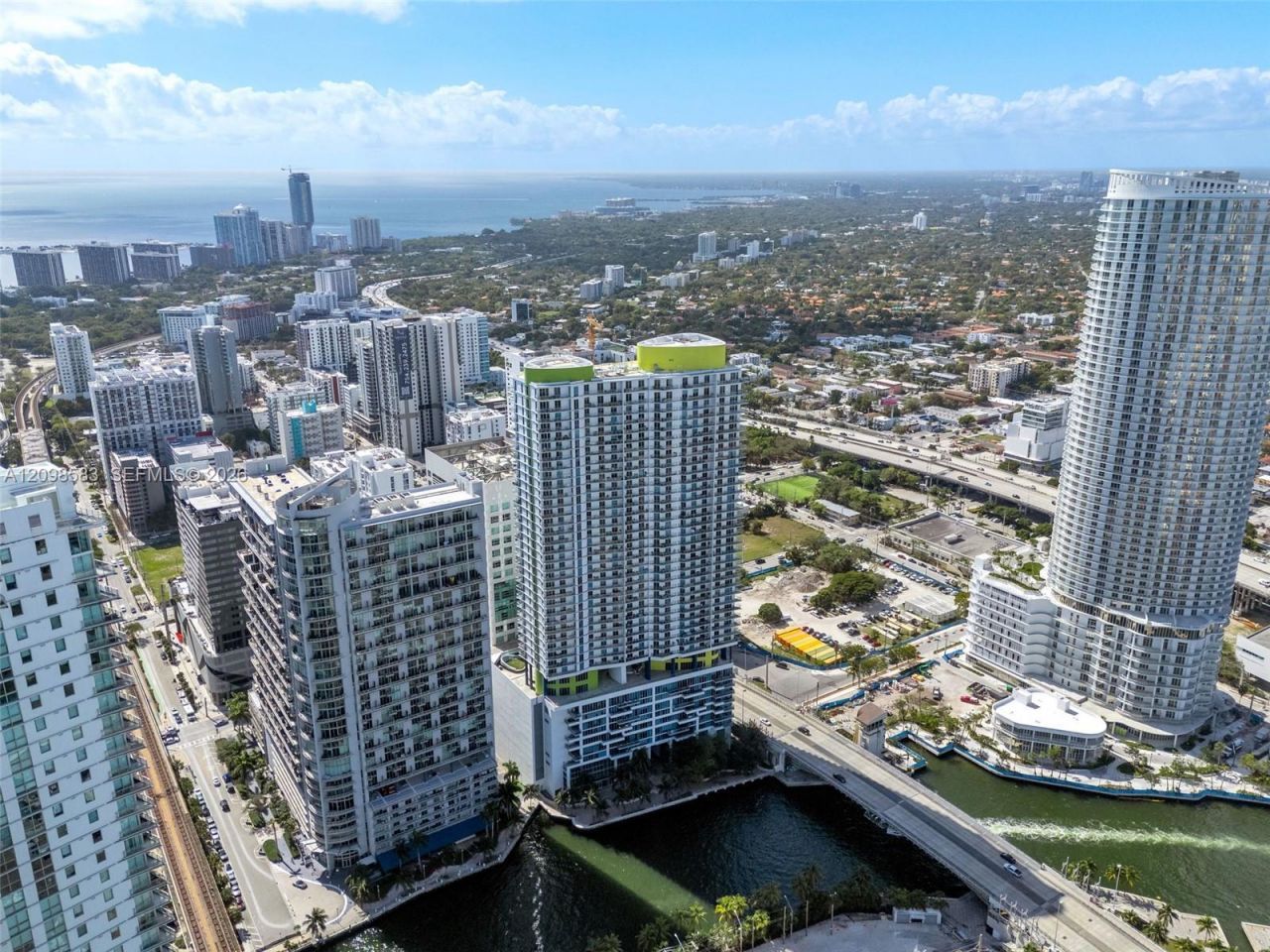 185 SW 7th St , Unit 4401, Miami, FL 33130 Photo