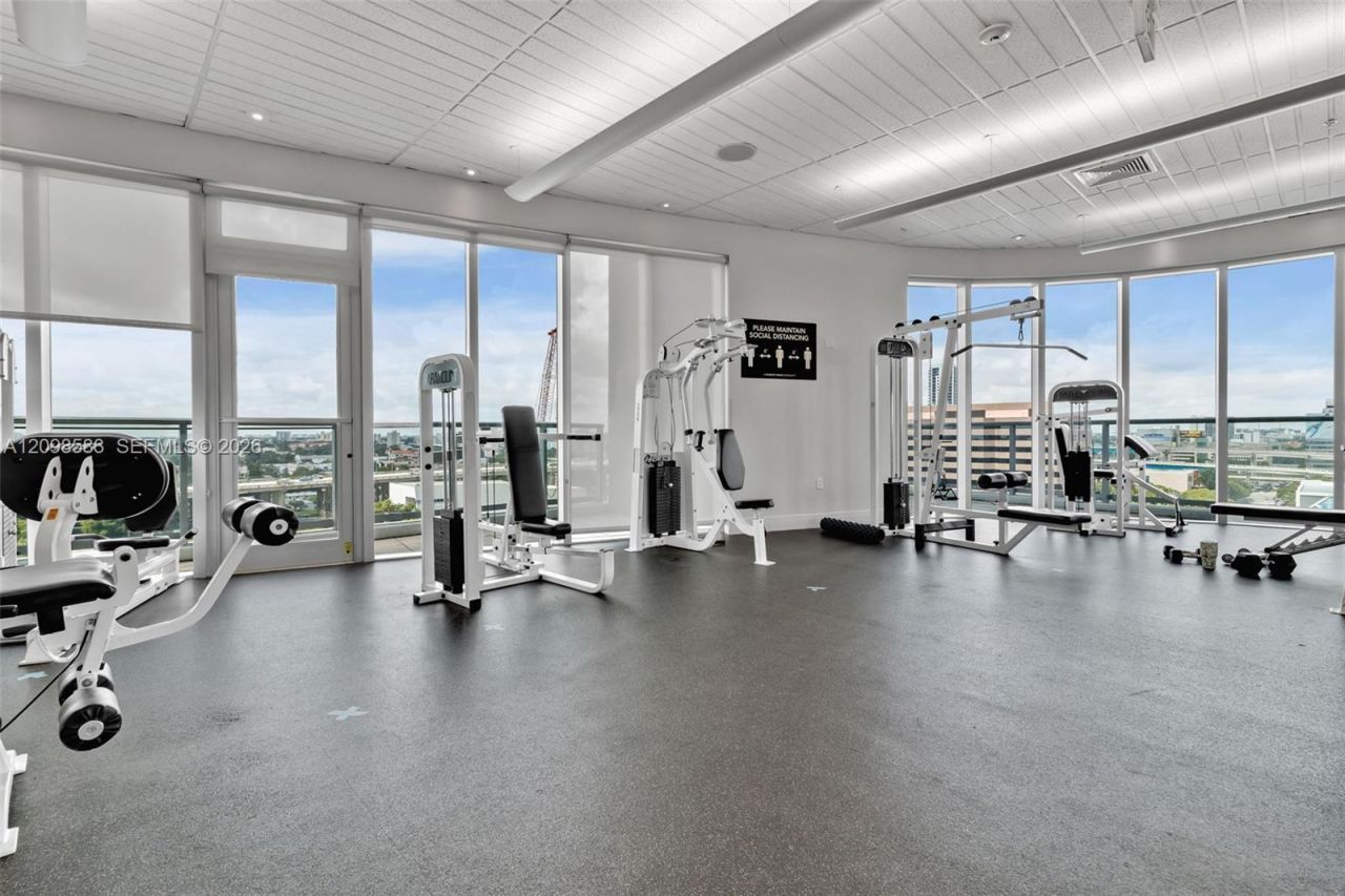 185 SW 7th St , Unit 4401, Miami, FL 33130 Photo