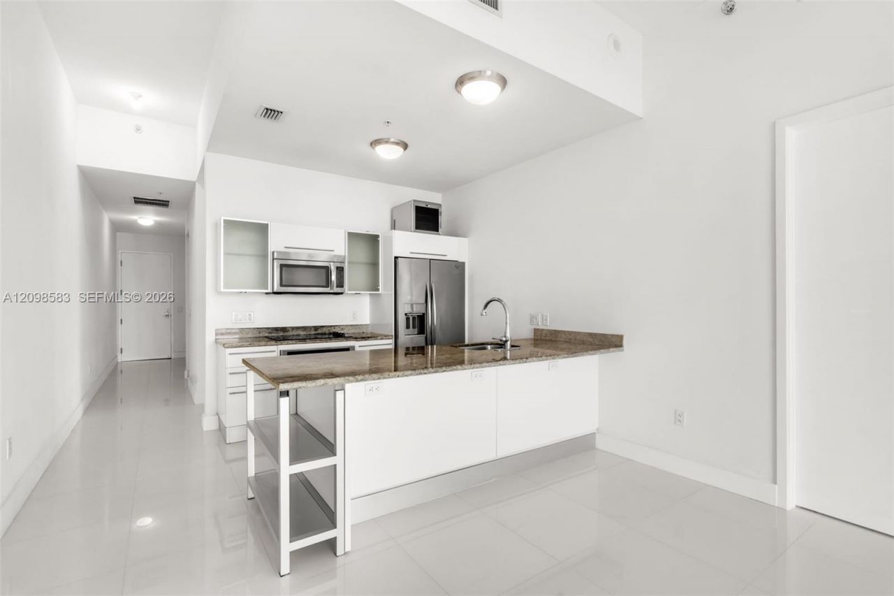 185 SW 7th St , Unit 4401, Miami, FL 33130 Photo