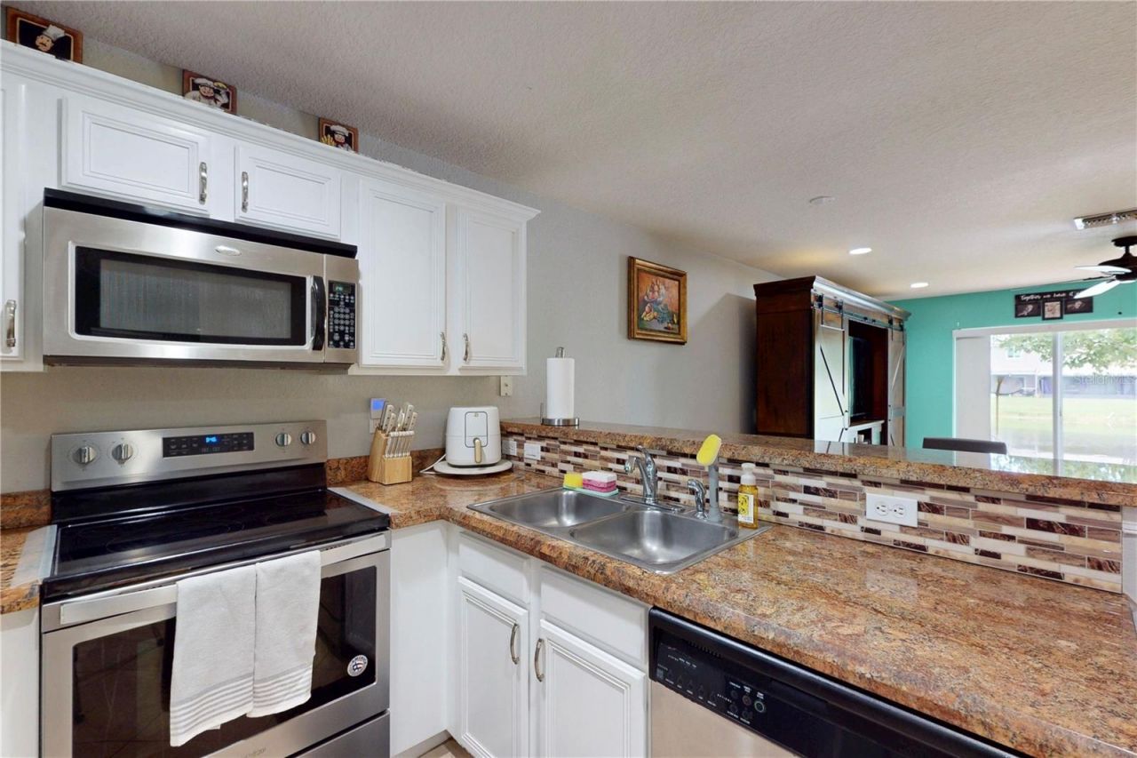 2623 SW Marshfield Court, Port Saint Lucie, FL 34953 Photo