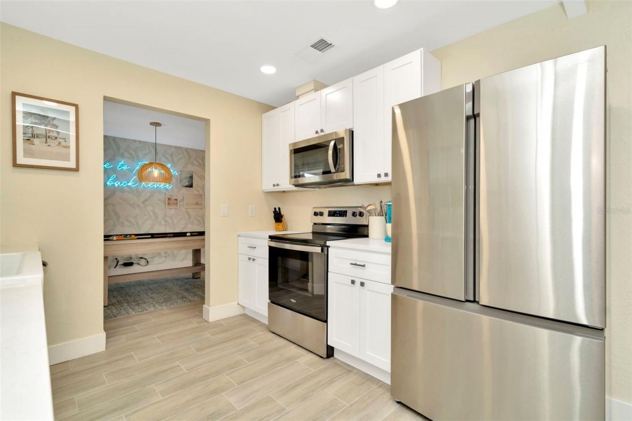 11008 111th Way, Seminole, FL 33778 Photo