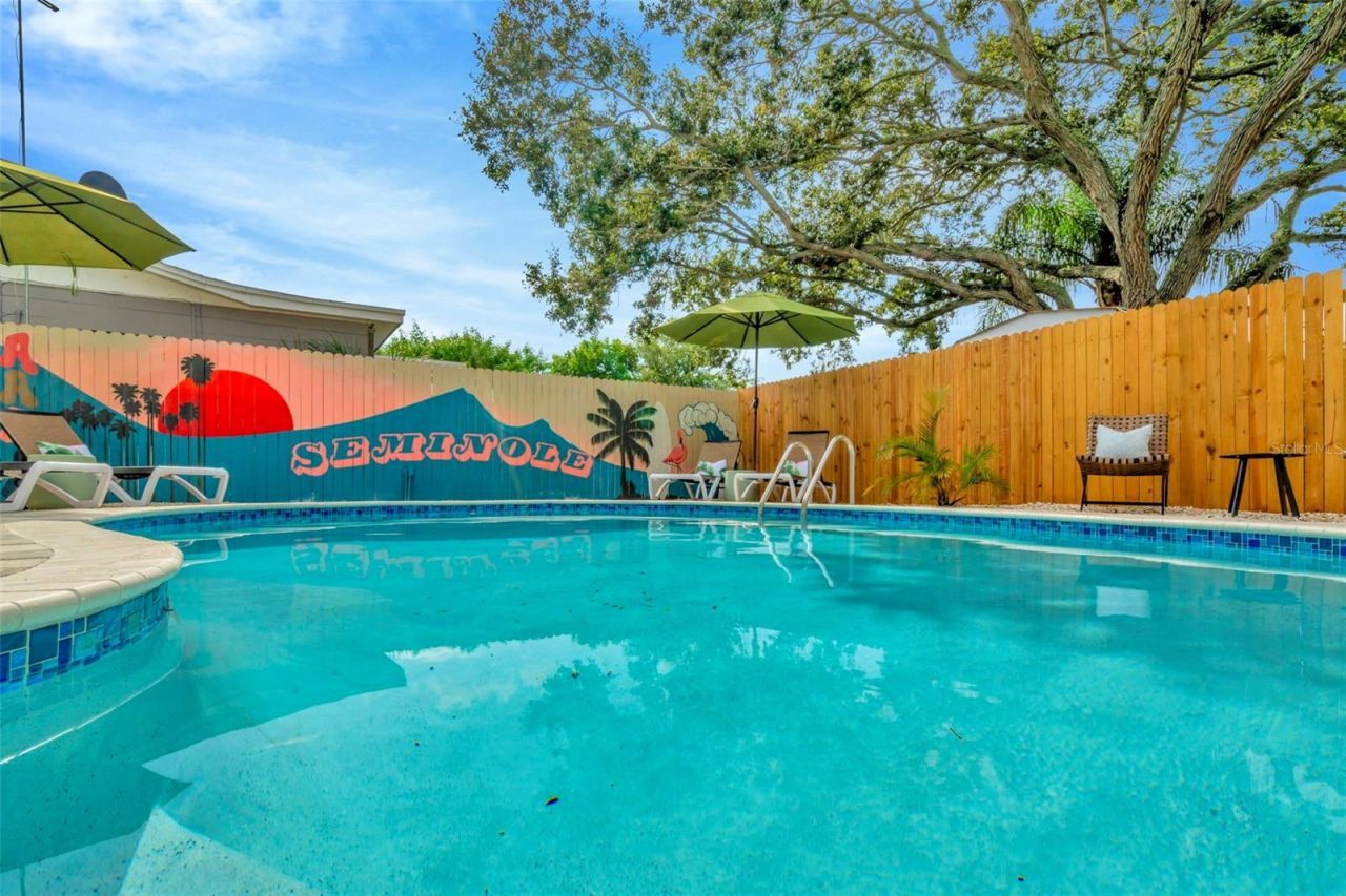 11008 111th Way, Seminole, FL 33778 Photo
