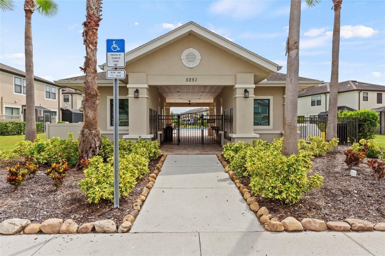 7854 52nd Terrace E, Unit 52, Bradenton, FL 34203 Photo