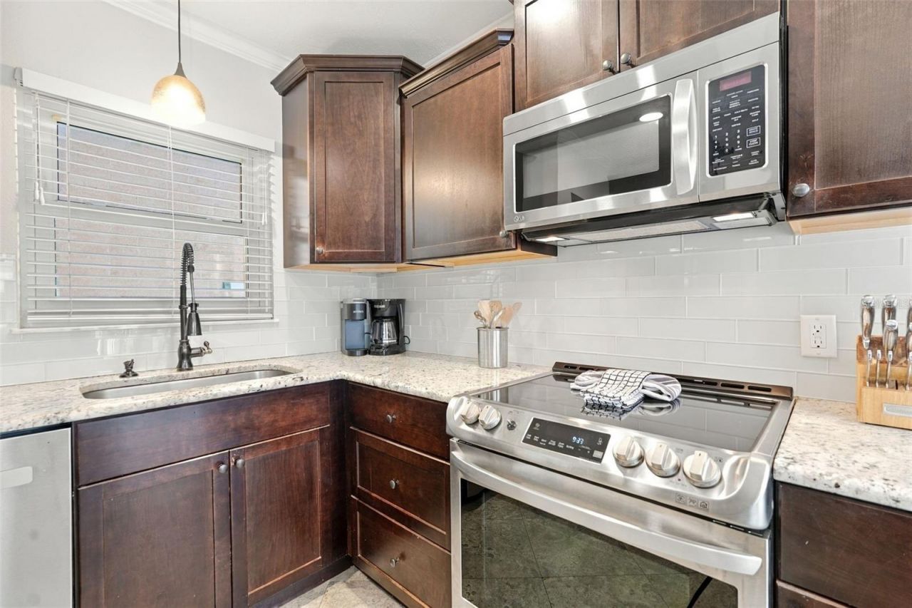 2174 Bougainvillea Street, Sarasota, FL 34239 Photo