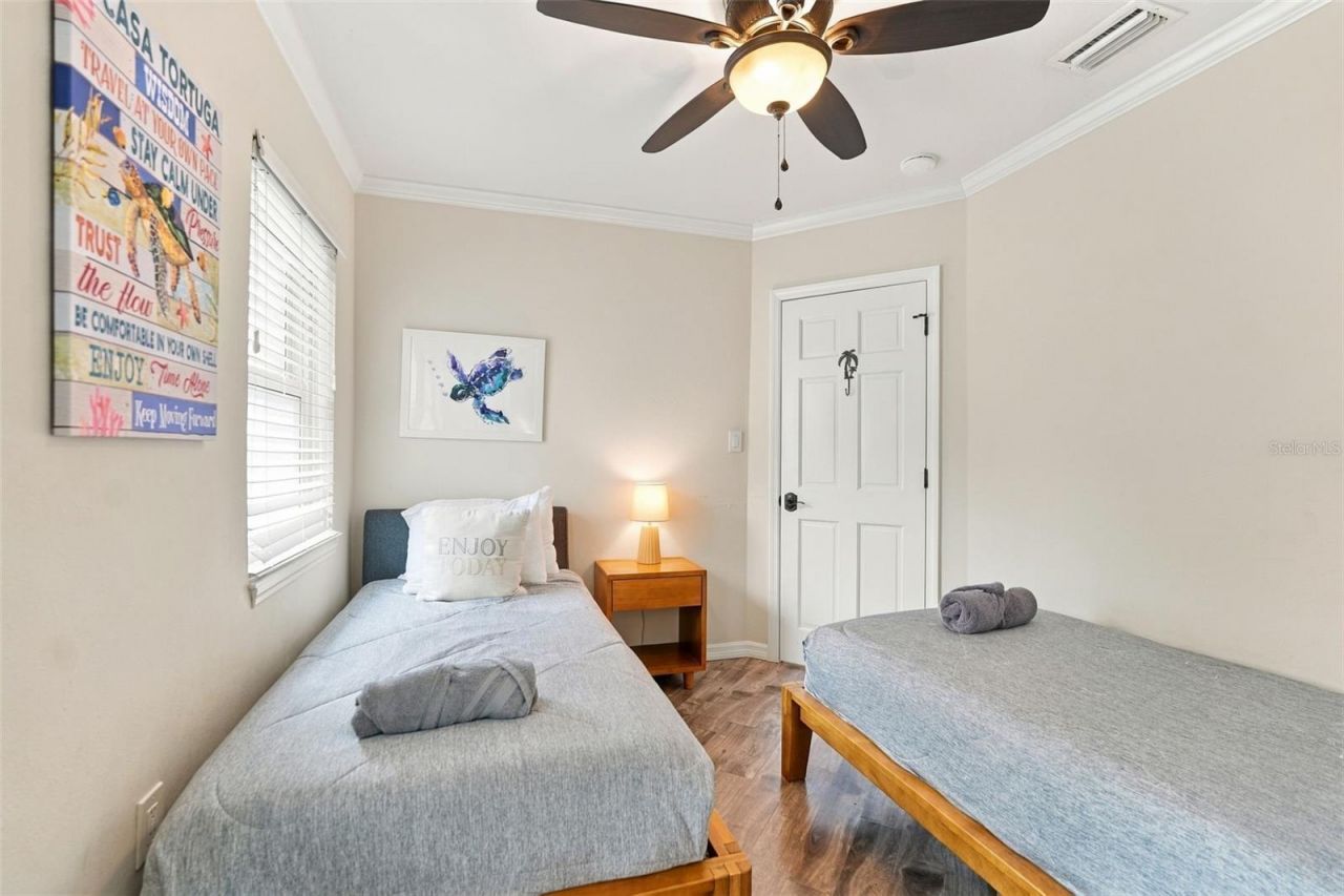 2174 Bougainvillea Street, Sarasota, FL 34239 Photo