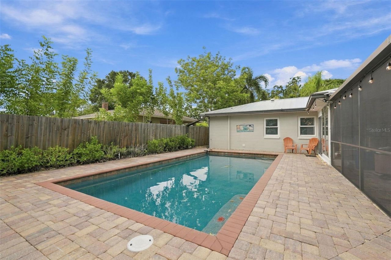 2174 Bougainvillea Street, Sarasota, FL 34239 Photo