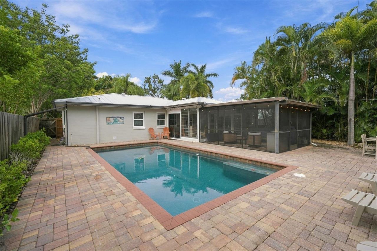 2174 Bougainvillea Street, Sarasota, FL 34239 Photo