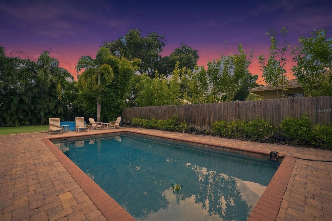 2174 Bougainvillea Street, Sarasota, FL 34239 Photo