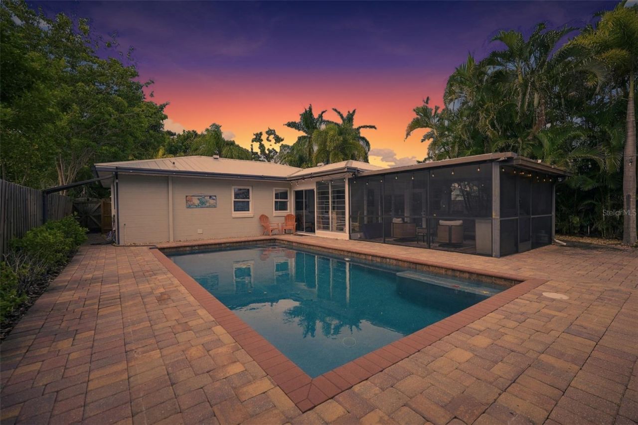 2174 Bougainvillea Street, Sarasota, FL 34239 Photo
