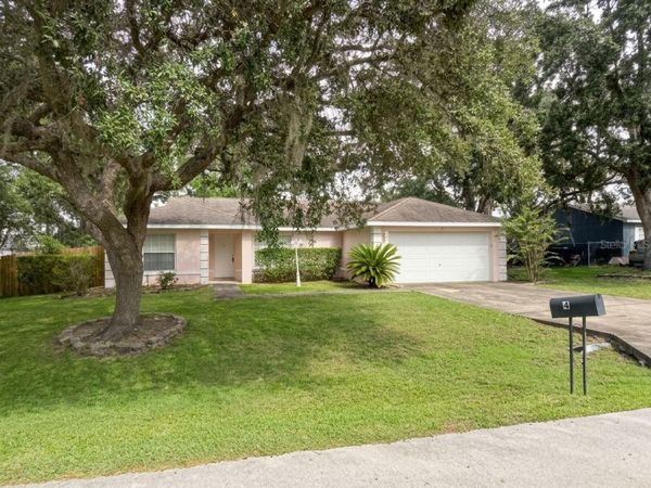 4 PINE RADIAL TRAIL, OCALA, FL 34472