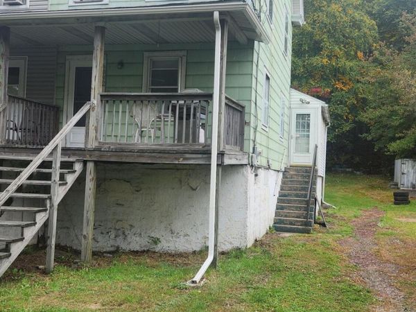 6092 N Buck Mountain Road, Freeland, PA 18224