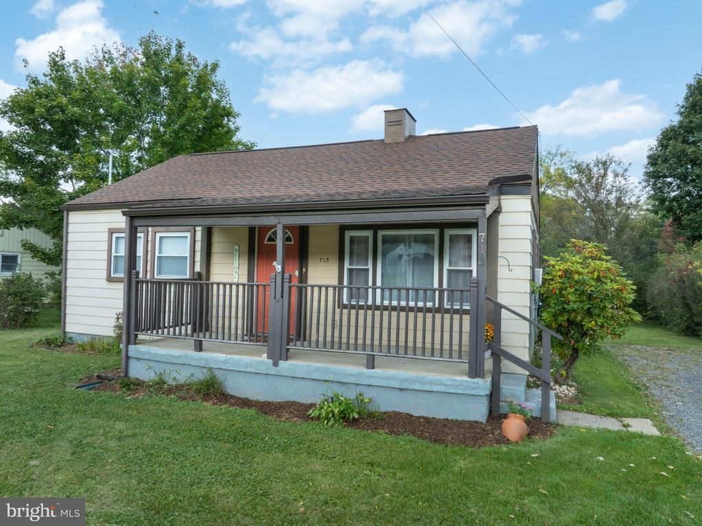 713 BOAL AVENUE , BOALSBURG, PA 16827
