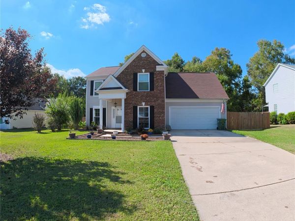 176 W Walnut Avenue , Mount Holly, NC 28120