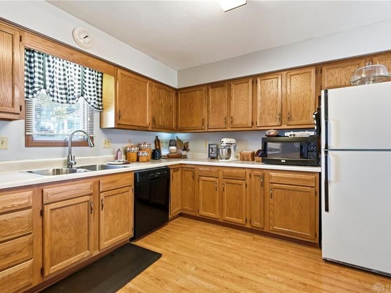 210 N Main Street, Jackson Center, OH 45334 Photo 12