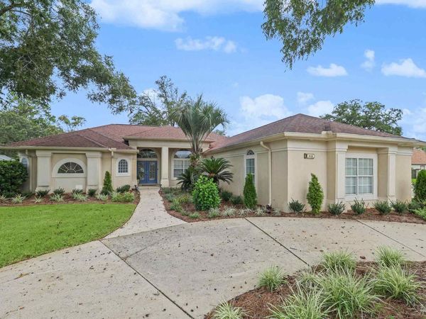 4100 Bamboo Dr, Pensacola, FL 32526
