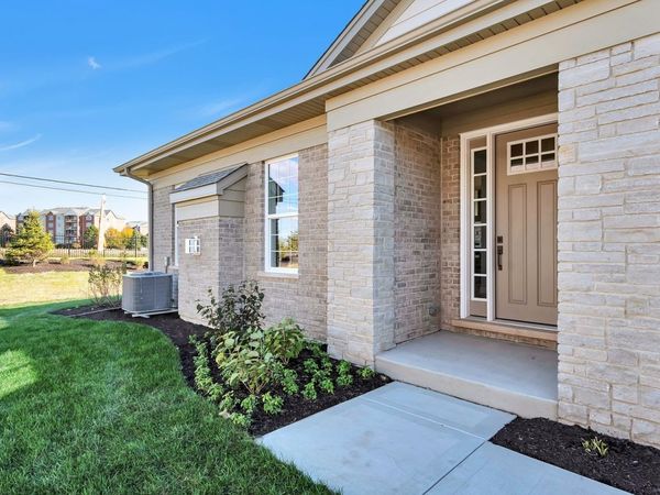 8026 Bradley Drive, Tinley Park, IL 60487