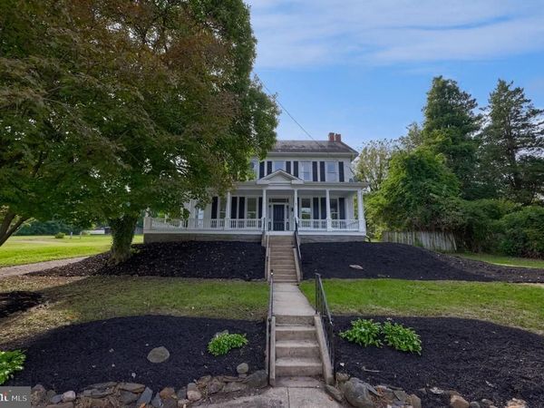 402 MAIN STREET, DELTA, PA 17314