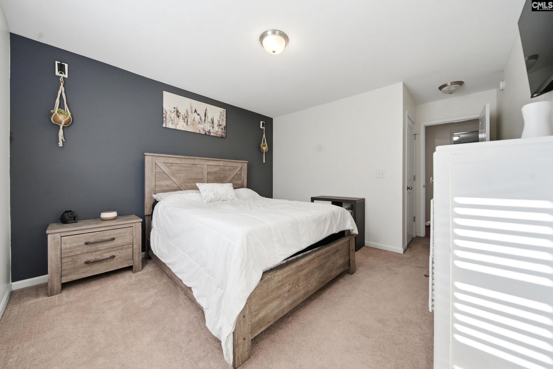 375 Colony Drive  Photo 6