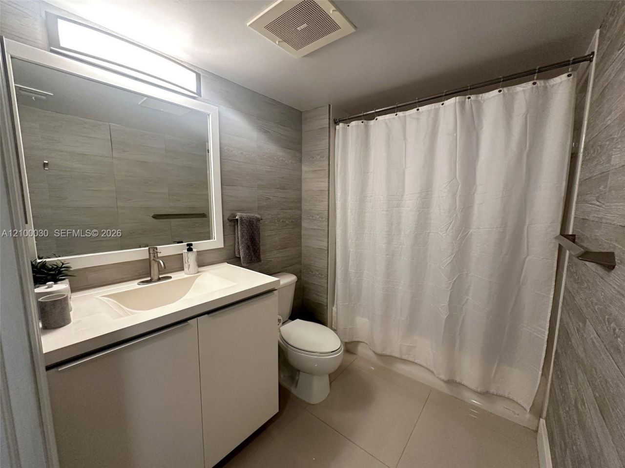 2665 SW 37th Ave , Unit 1004, Miami, FL 33133 Photo