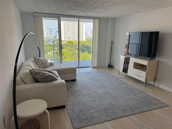 2851 NE 183rd St , Unit 1409E, Aventura, FL 33160