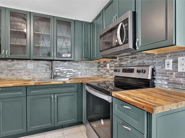 503 Gardens Dr , Unit 201, Pompano Beach, FL 33069