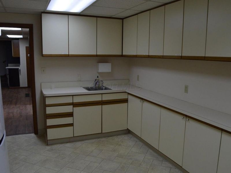 435 E Main Street , Lancaster, OH 43130 Photo 16