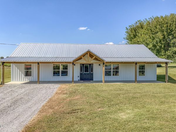 317 Haskel Milhorn Road, Piney Flats, TN 37686