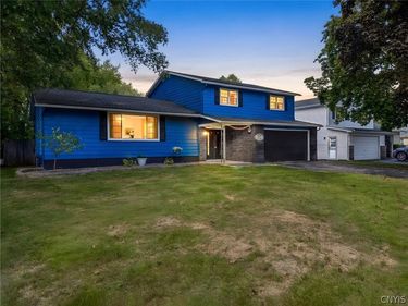 313 Longdale Drive, Liverpool, NY 13090