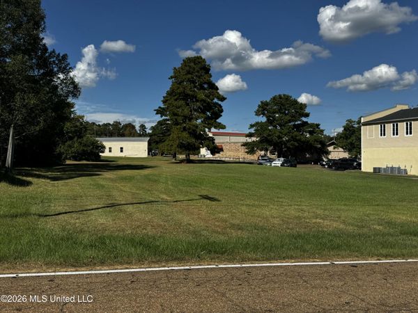 Cynthia Street, Clinton, MS 39056