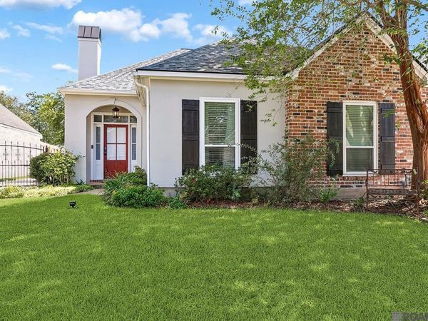 1554 Obrien Dr, Saint George, LA 70810