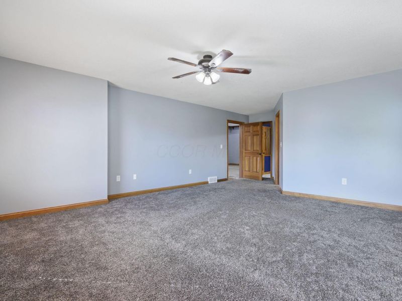800 Briarhill Drive, Newark, OH 43055 Photo 25