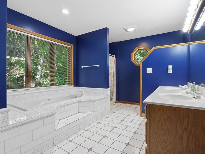 800 Briarhill Drive, Newark, OH 43055 Photo 27