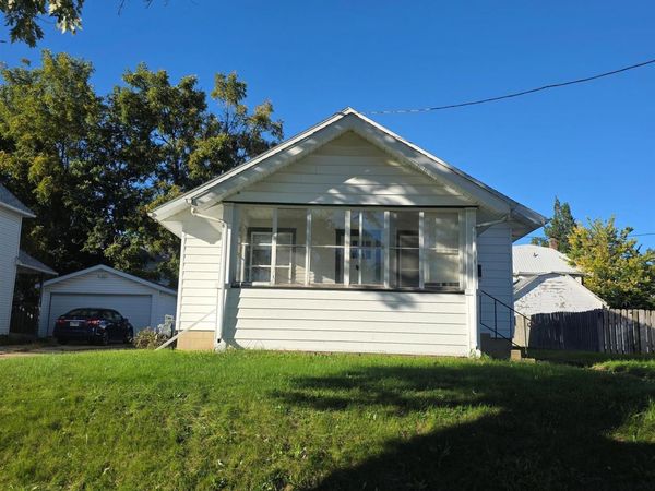 828 W Homer, FREEPORT, IL 61032