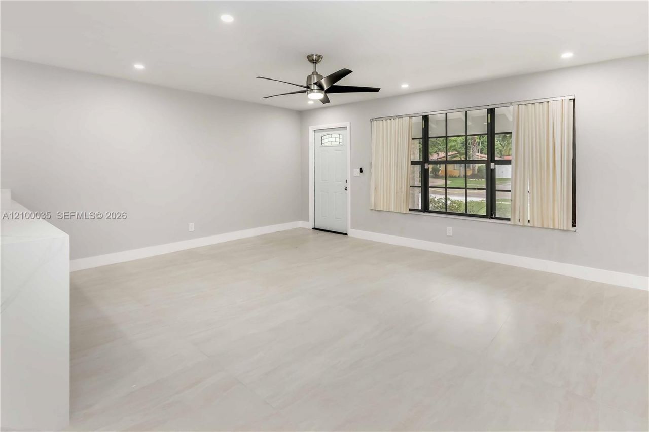 5618 Madison St , Hollywood, FL 33023 Photo