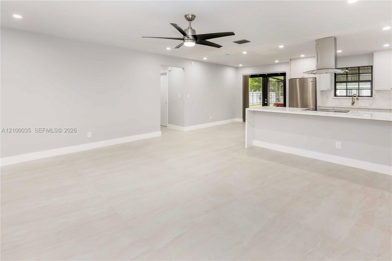 5618 Madison St , Hollywood, FL 33023 Photo