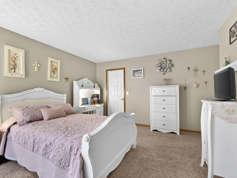 6324 Rossmore Lane , Canal Winchester, OH 43110 Photo 15