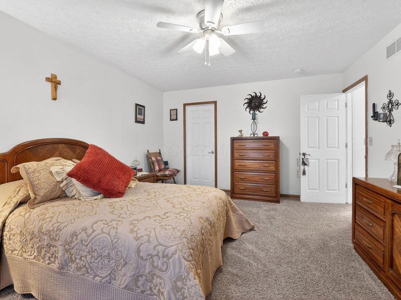 6324 Rossmore Lane , Canal Winchester, OH 43110 Photo 24