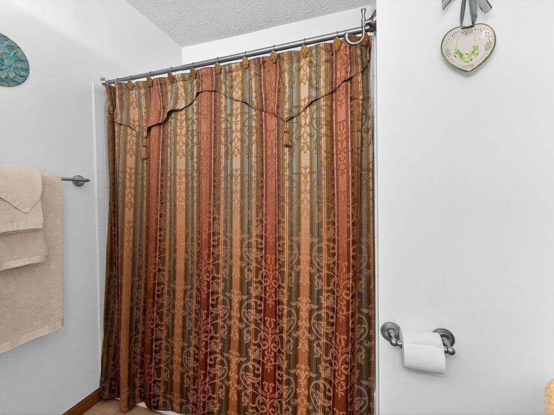 6324 Rossmore Lane , Canal Winchester, OH 43110 Photo 26