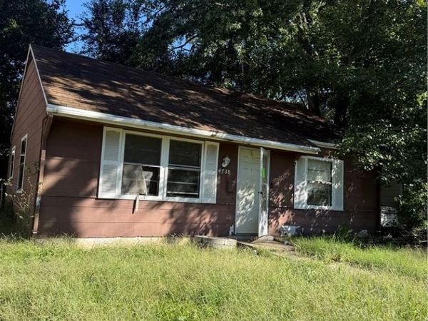 4738 Woodend Avenue, Kansas City, KS 66106