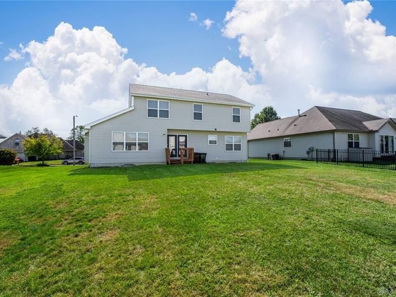 407 Whisperwood Drive, Englewood, OH 45322 Photo 7